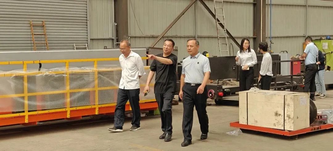 熱烈歡迎省市場(chǎng)監督管理局認證處史明甫處長(cháng)等一行蒞臨東起集團考察調研！